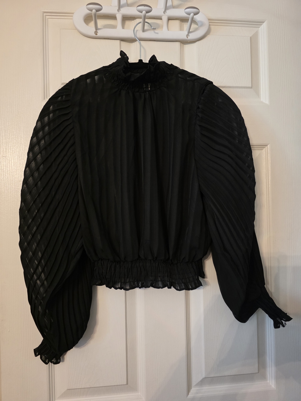 Black Pleated Balloon-Sleeve Blouse with Smocked Hem